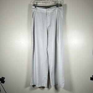 Zara Women’s Pleated Trousers Light Gray Wide Leg with Pockets Sz
L